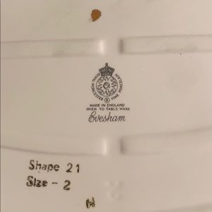 Evesham Fine Porcelain covered Vegetable Dishes.